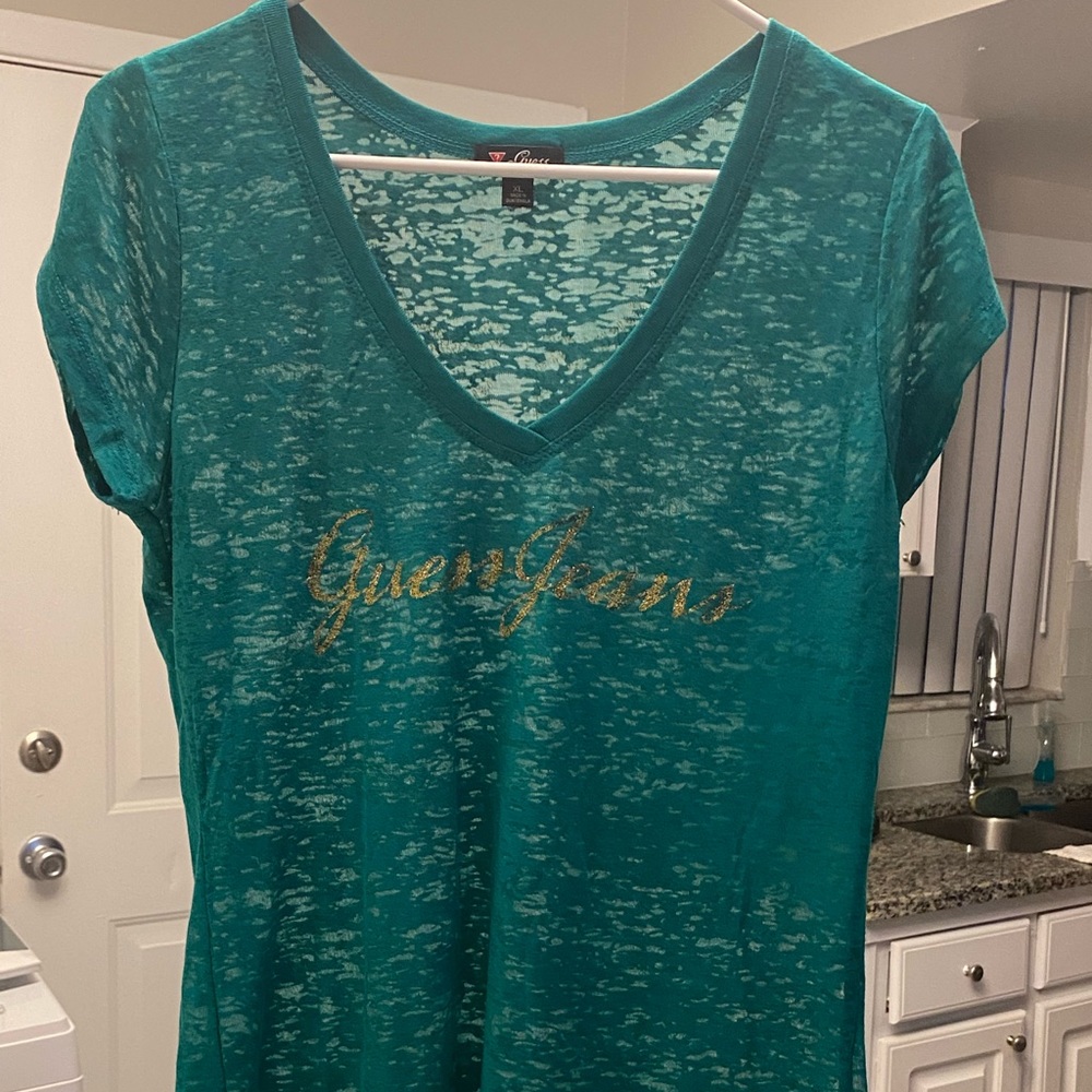 Guess shirt